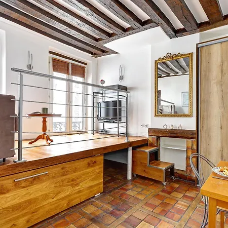 Bnbnova - Charming Near Notre-dame & Marais Apartment Paris